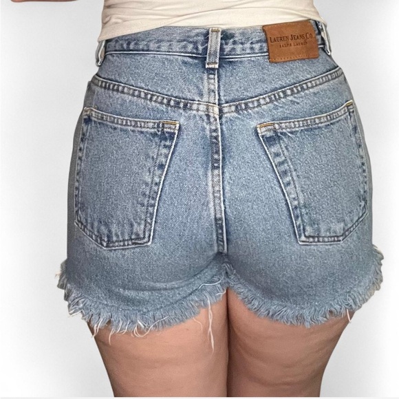 Ralph Lauren Frayed Denim Shorts Size 4 Light Wash - Picture 3 of 11